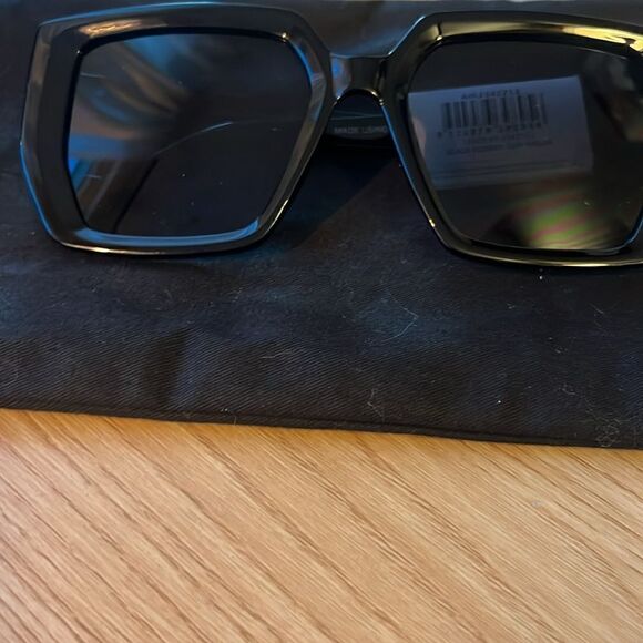NWT AIRE Centaurus 55mm Square Sunglasses - Picture 8 of 9